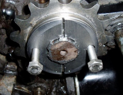 Transalp output shaft_ sprocket_ retainer problem.jpg