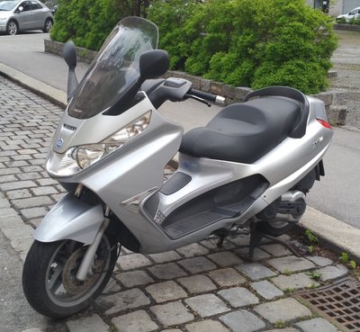 X8 400.jpg